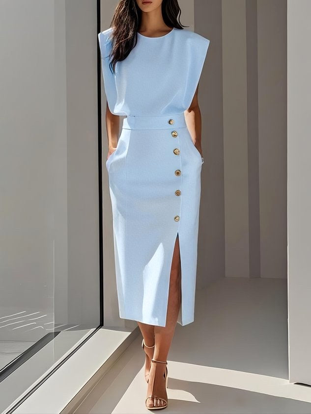 Chic spring/summer women's midi dress, sleeveless, button-front, round neck for effortless daily wear.