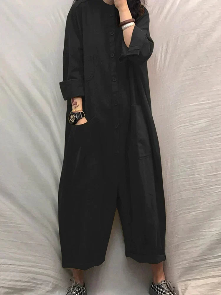 Versatile women's wide-leg jumpsuit, perfect for summer fashion, travel, or comfortable casual wear. Effortless style.