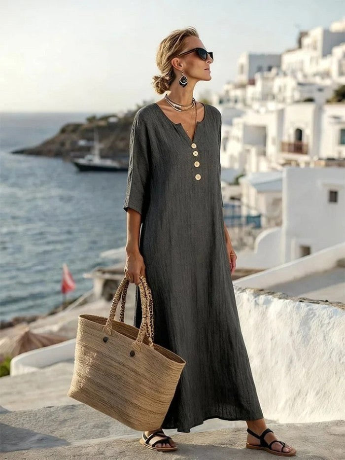 Effortless women's button-front shirt dress, perfect for casual summer everyday wear with a relaxed fit.