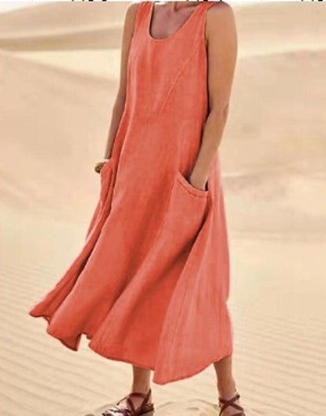 Women's comfortable relaxed fit dress, everyday style with practical pockets.