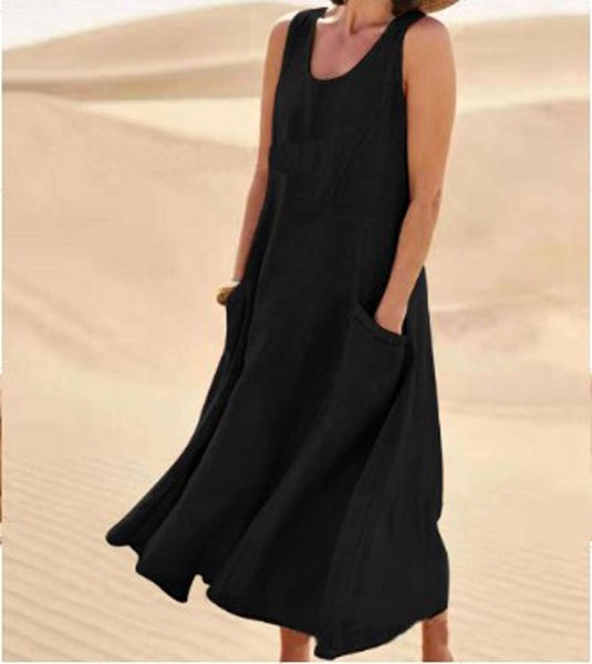 Lightweight summer women's dress, relaxed fit, pockets, perfect for warm weather comfort.