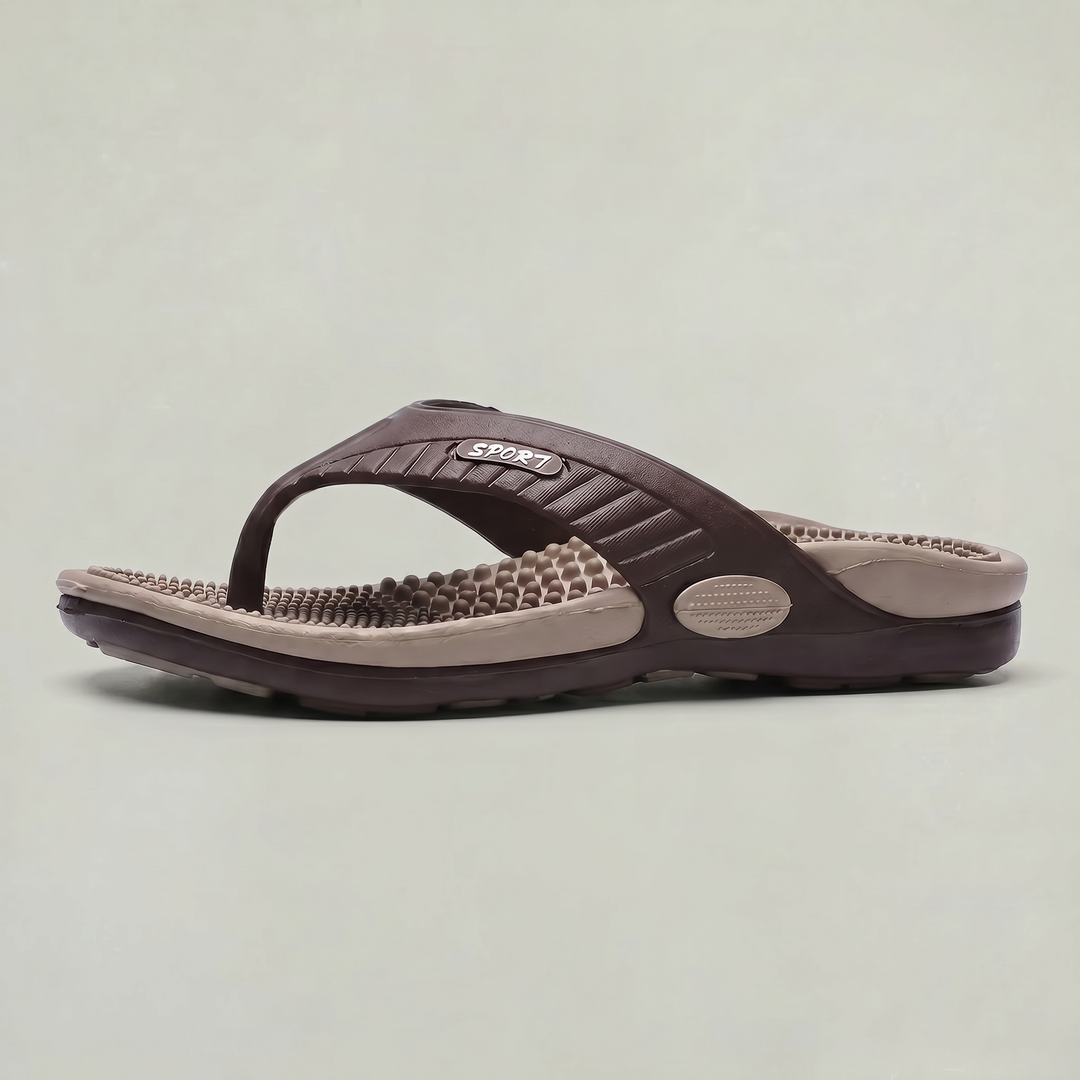 Versatile Alexander men's thong sandals, perfect for casual outings & beach days.