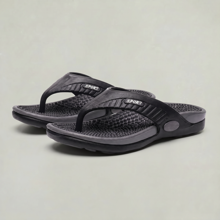 Fashionable men's thong sandals, versatile summer footwear for beach & casual wear.