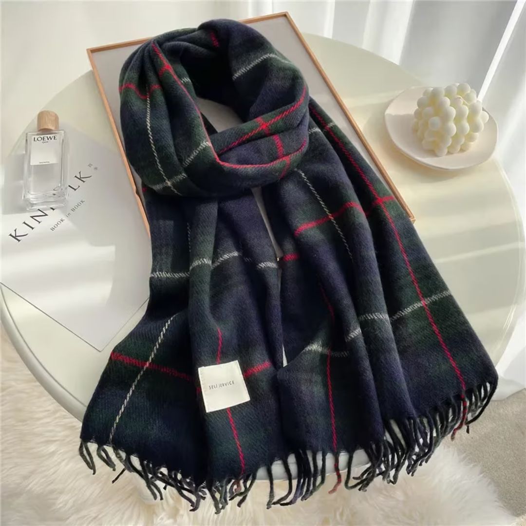 Chic women's knitted checkered scarf in warm cashmere blend, a stylish winter accessory.