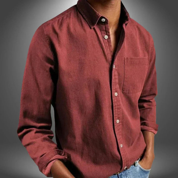 Men's Wardrobe Essential: Breathable Regular Fit Long Sleeve Shirt. Offers comfort & timeless style for any day.