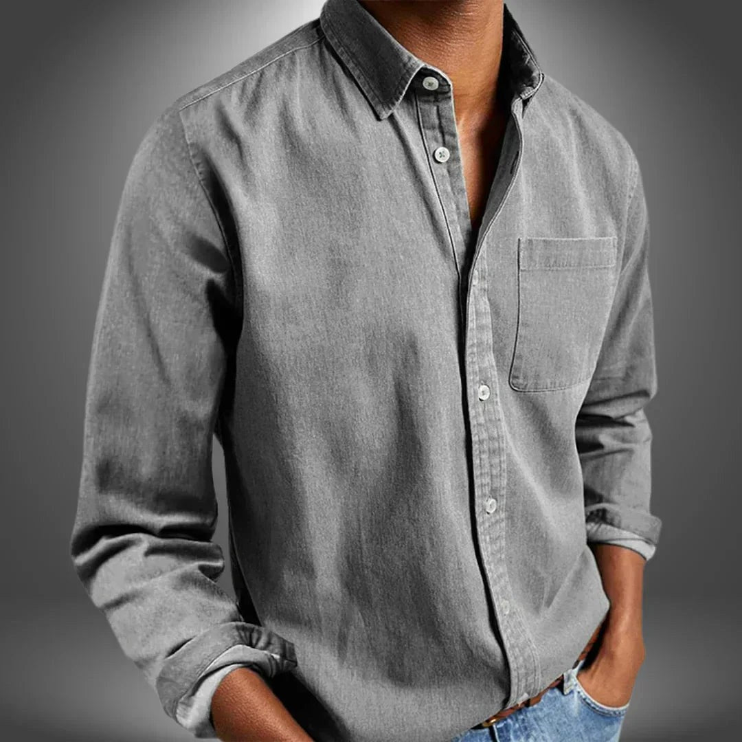 Men's Everyday Long Sleeve Shirt, Regular Fit. Features breathable fabric for ultimate comfort & versatility.