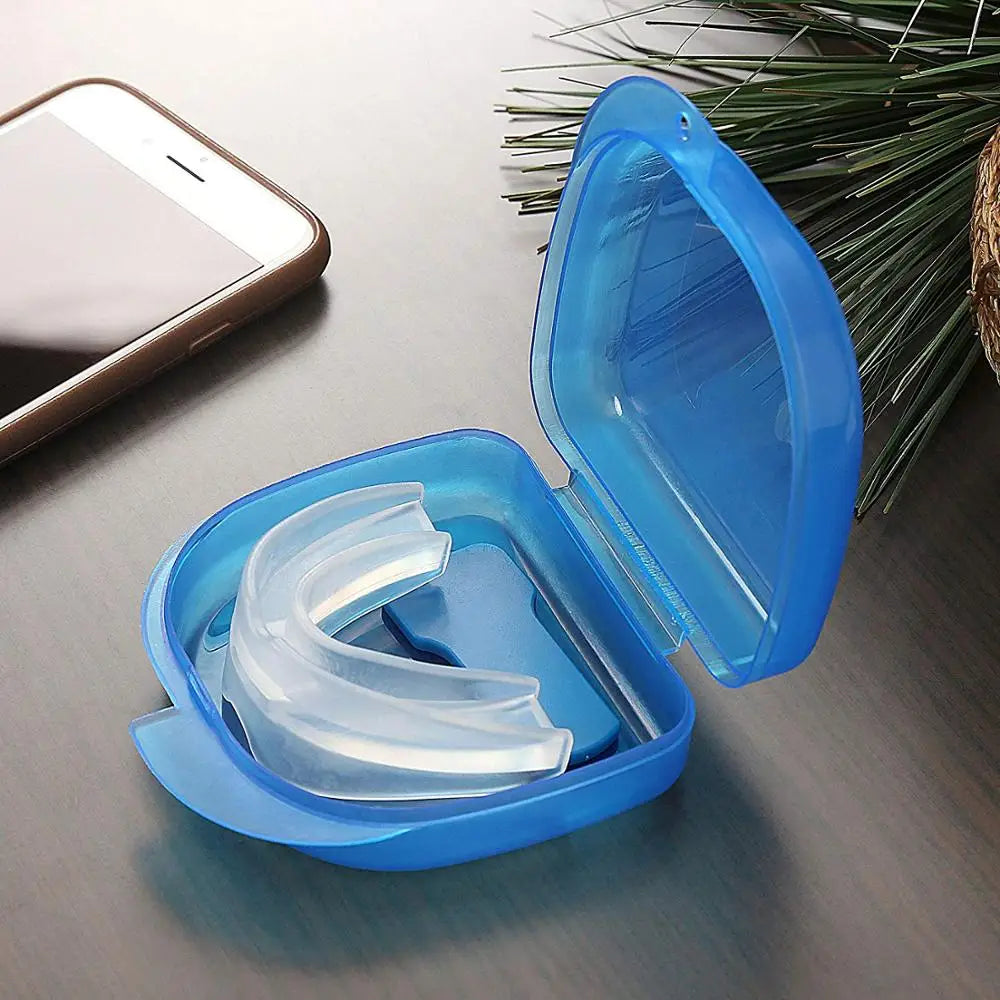 Adult anti-snoring & teeth grinding mouthguard for a restful, quiet night's sleep.