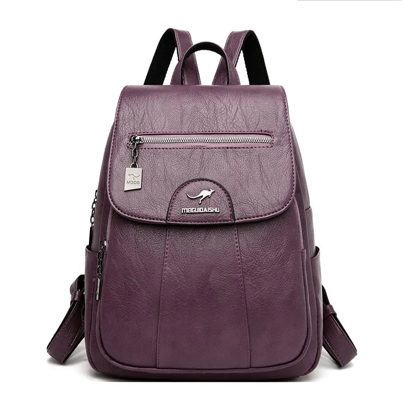 Secure unisex anti-theft travel backpack, ideal for commuting & day trips. Features hidden zippers.