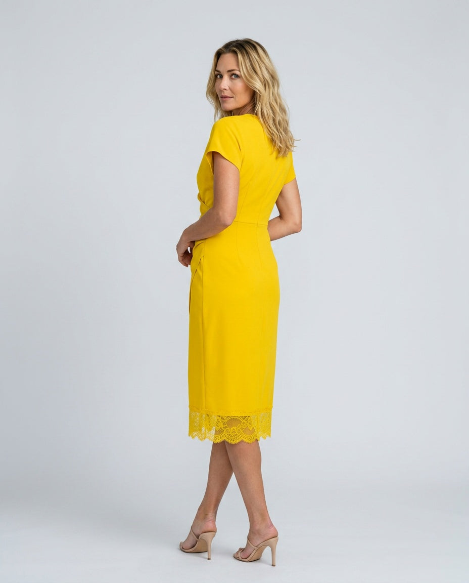 Day-to-night women's wrap midi dress, elegant and versatile, featuring a stylish front slit for fashion.