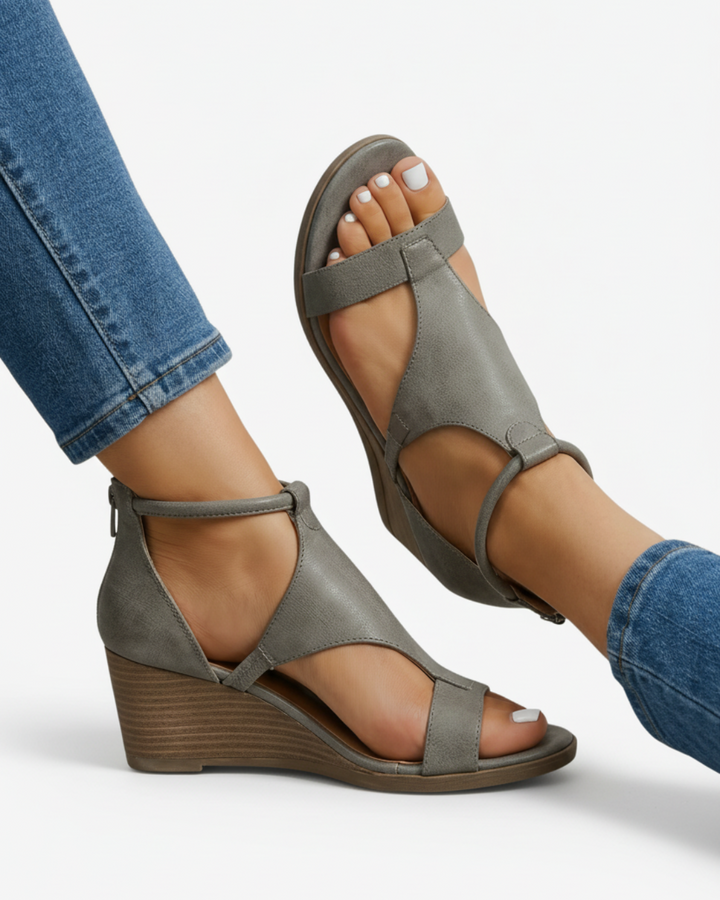 Casual women's strappy wedge sandals. Comfortable summer footwear, perfect for daily wear.