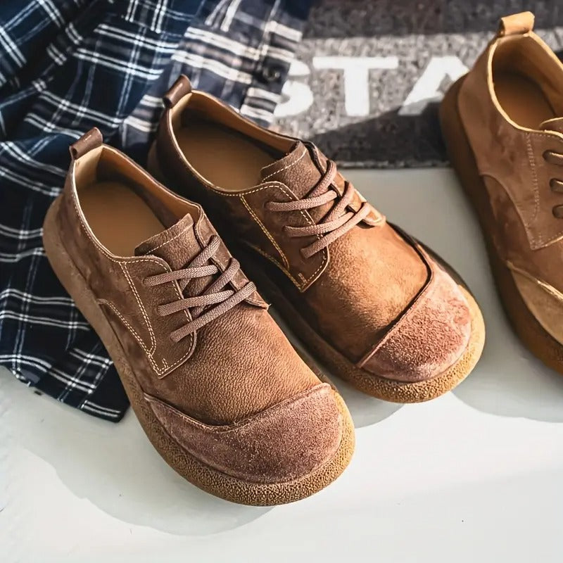 Men's supportive orthopedic walking shoes, classic lace-up design for comfortable and healthy daily steps.