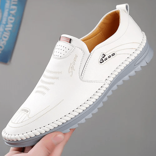 Easy slip-on men's comfort loafers, perfect for effortless style and supportive walking in daily routines.
