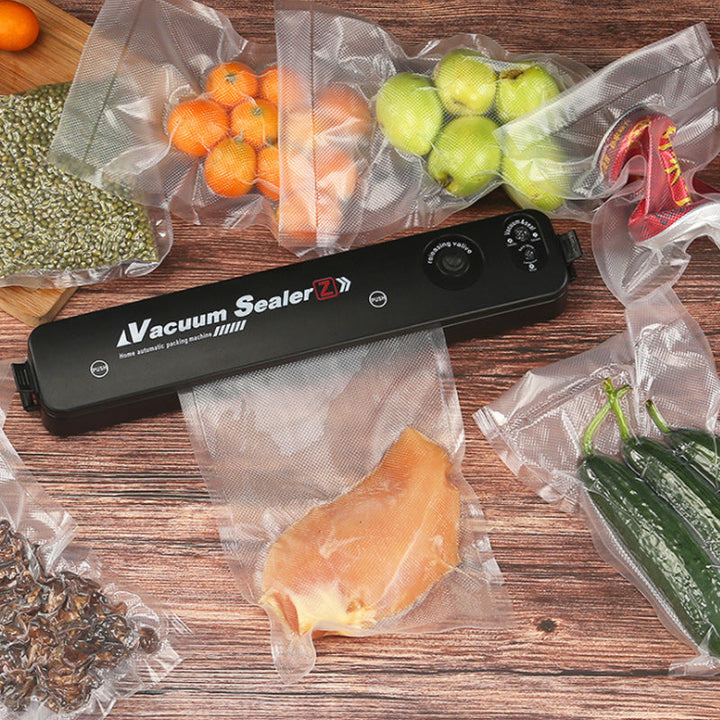 User-friendly automatic vacuum sealer, simplifying food preservation & extending freshness effortlessly.
