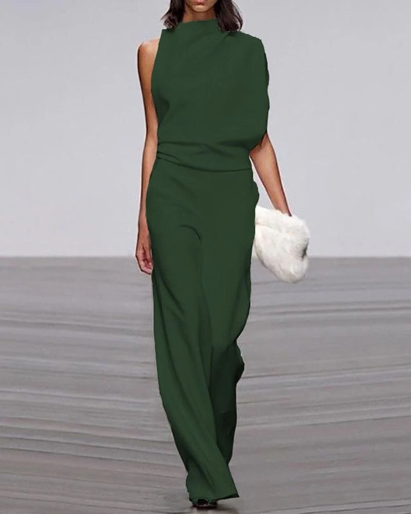 Chic sleeveless wide leg jumpsuit for women, ideal for evening events, parties, or wedding guests.