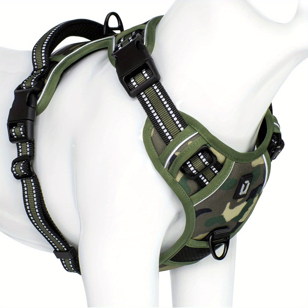Adjustable reflective no-pull dog harness, perfect for safe and enjoyable training.