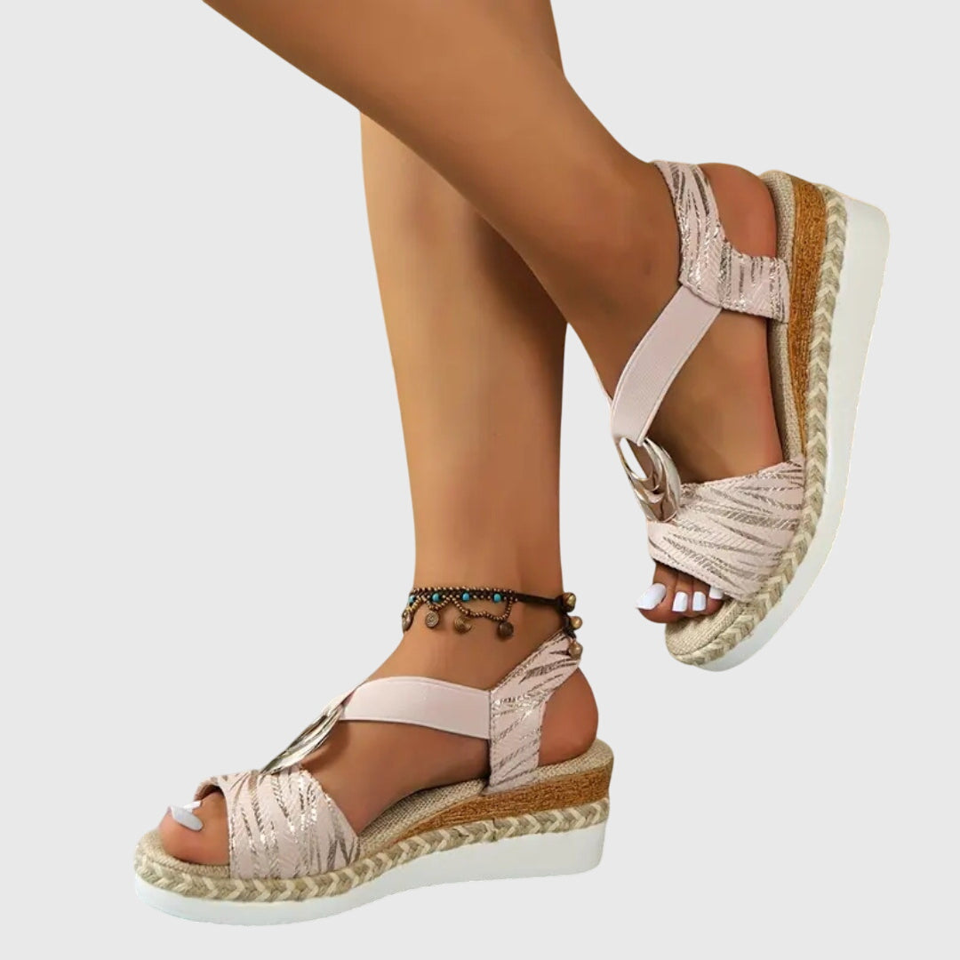 Lightweight women's sandals with anatomical arch support, designed for ultimate foot comfort.