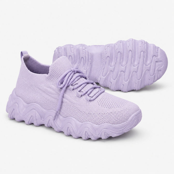Cushioned women's orthopedic walking shoes, wide toe for enhanced foot comfort.