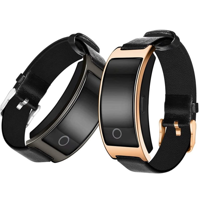Wearable tech: unisex smart watch in black, tracking blood pressure, heart rate, and daily fitness.
