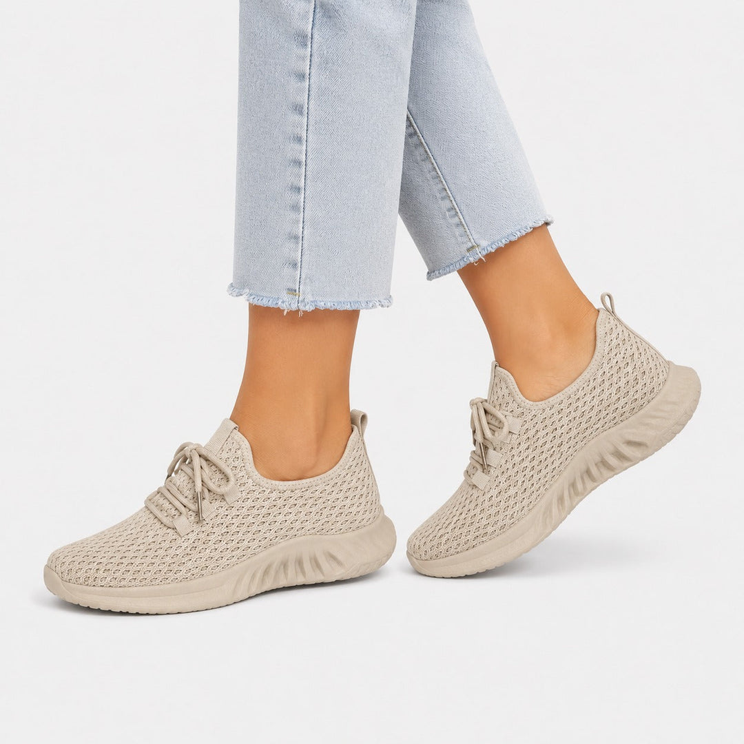 Stylish & comfortable women's flats, providing excellent support for all-day activities.