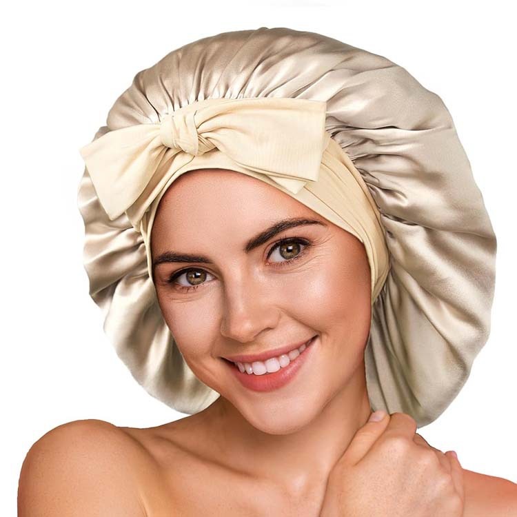 Adjustable hair bonnet for women: prevents frizz & tangles. Preserves hair styles & promotes hair health during sleep.