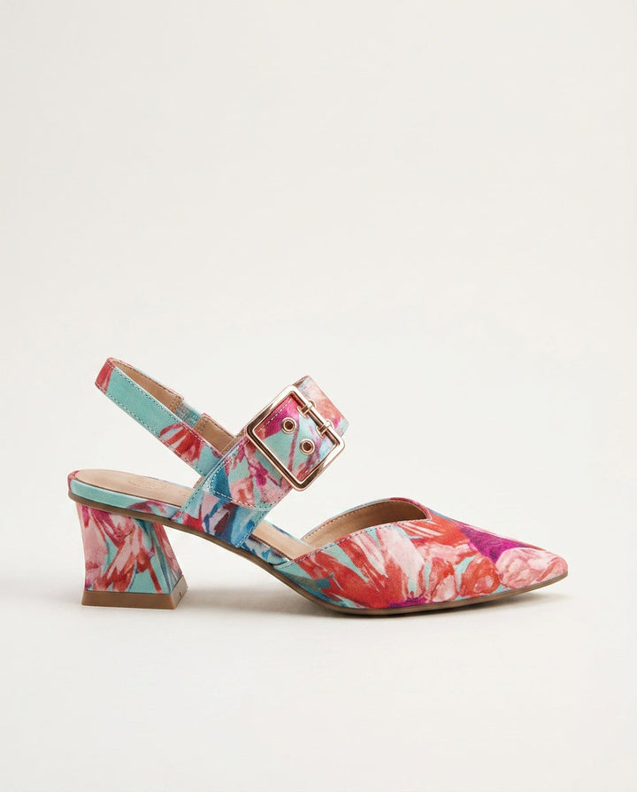 Fashionable women's pointed toe slingback block heels, offering both elegance & comfort.
