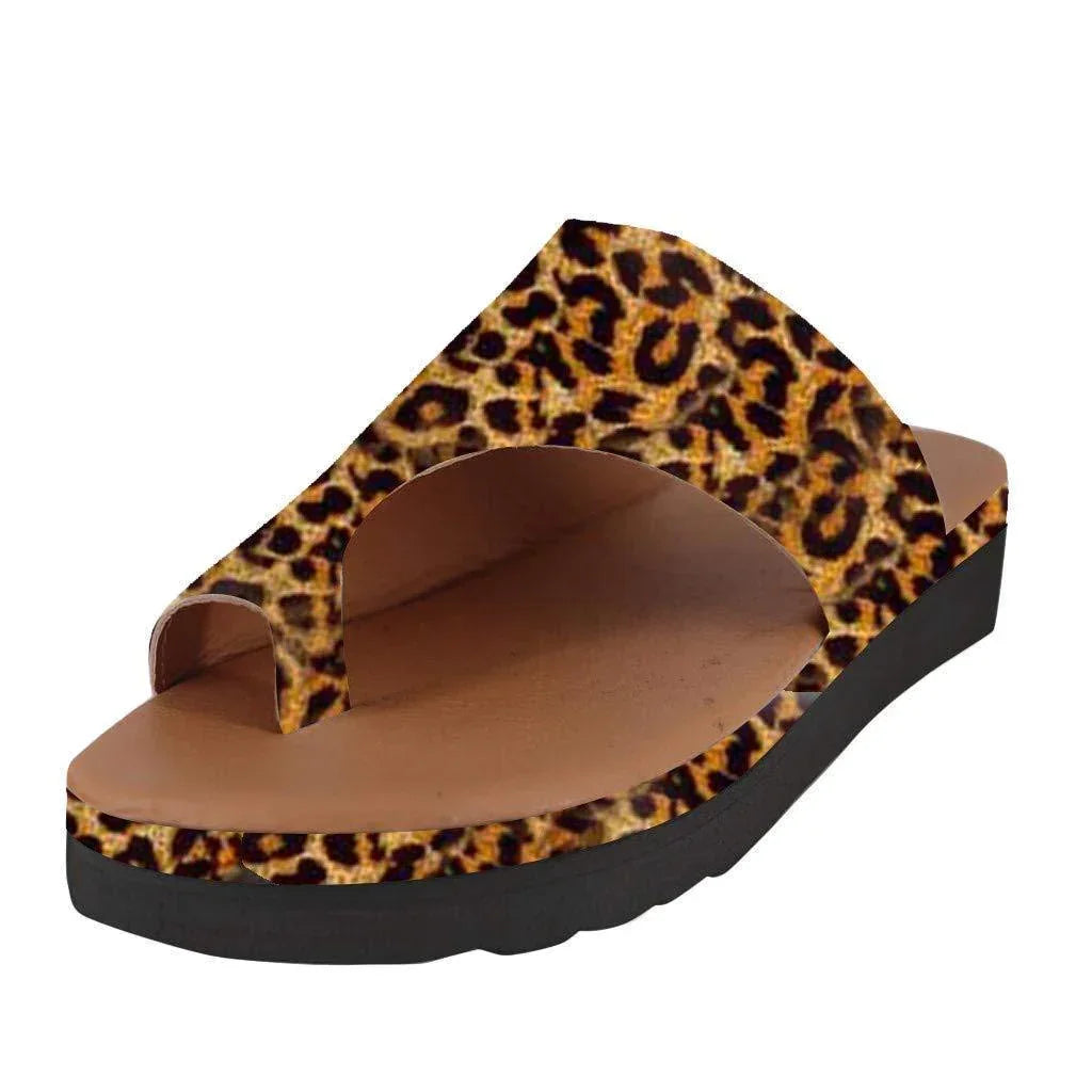Metallic comfort platform sandals, ideal for bunions and daily wear, slip-on style.