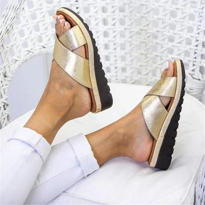 Stylish women's summer platform sandals with mid-heel, offering bunion relief and comfortable foot support.