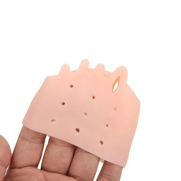 Foot care toe straightener for proper alignment, reducing bunion and foot pain.