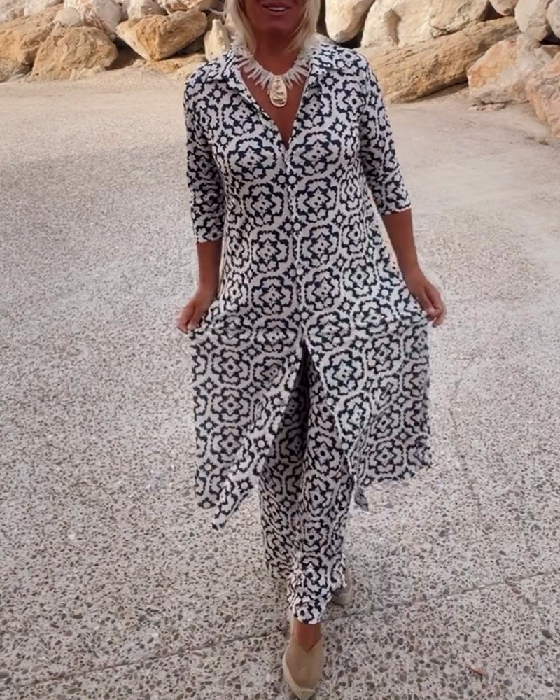 Women's printed V-neck tunic & wide-leg pants two-piece set for casual and vacation wear.