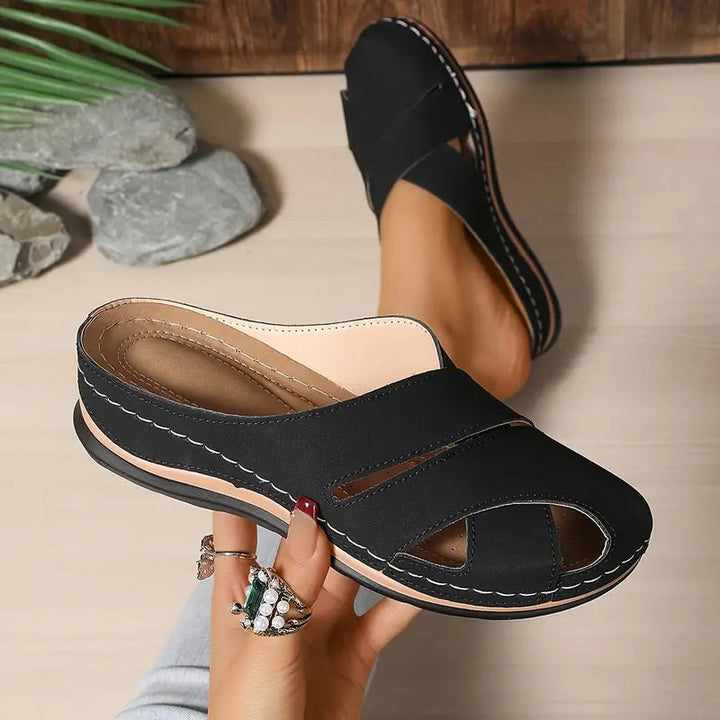 Breathable Round Toe Sandals
