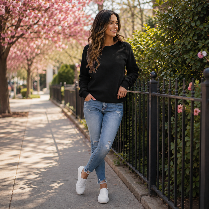 Versatile women's crew neck pullover, a relaxed fit sweatshirt for effortless casual wear.