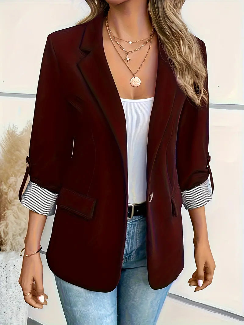 Chic women's modern blazer. Tailored for professional wear, ideal for office fashion and business meetings.