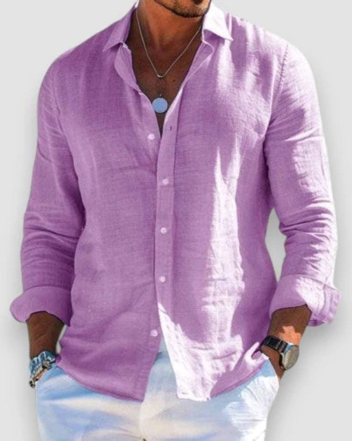 Versatile lightweight men's shirt, short sleeve for summer casual style. Breathable comfort.