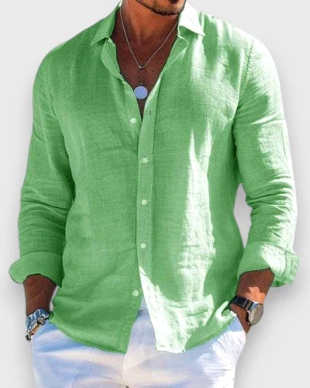 Stylish men's short sleeve shirt, lightweight and breathable for summer fashion and casual look.