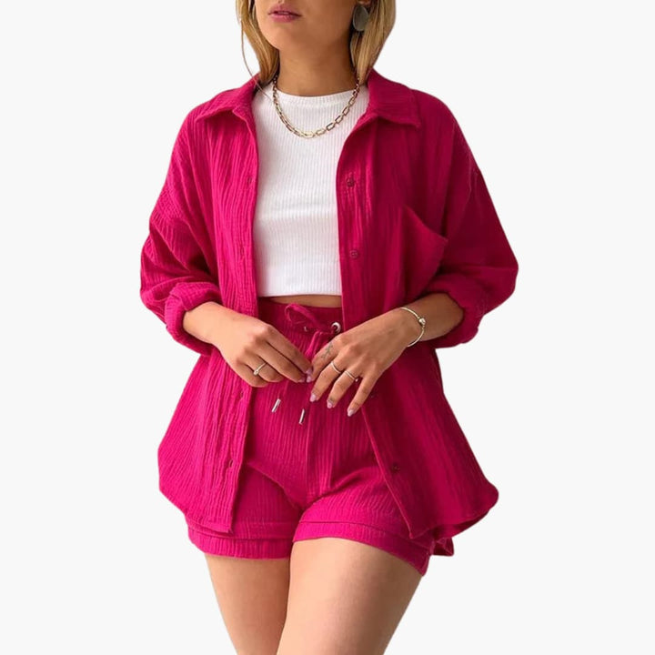 Stylish women's button-up shorts set, a relaxed fit two piece for spring and summer casual wear.