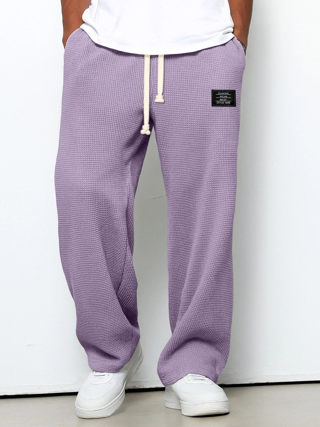 Men's smart casual trousers, relaxed straight-leg cut for comfort and versatile everyday styling.