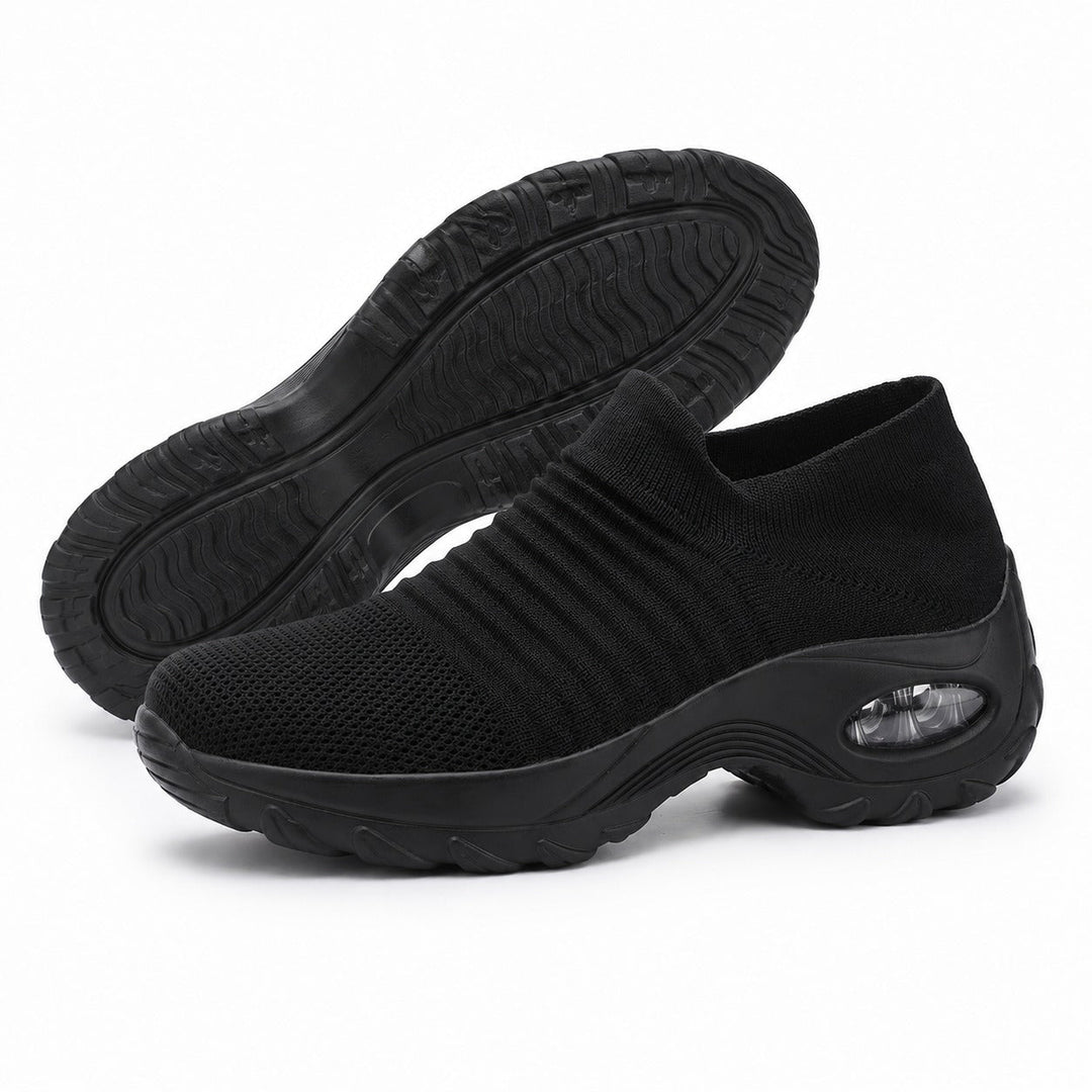 Practical non-slip women's shoes for nurses, offering foot support & comfort for busy days.