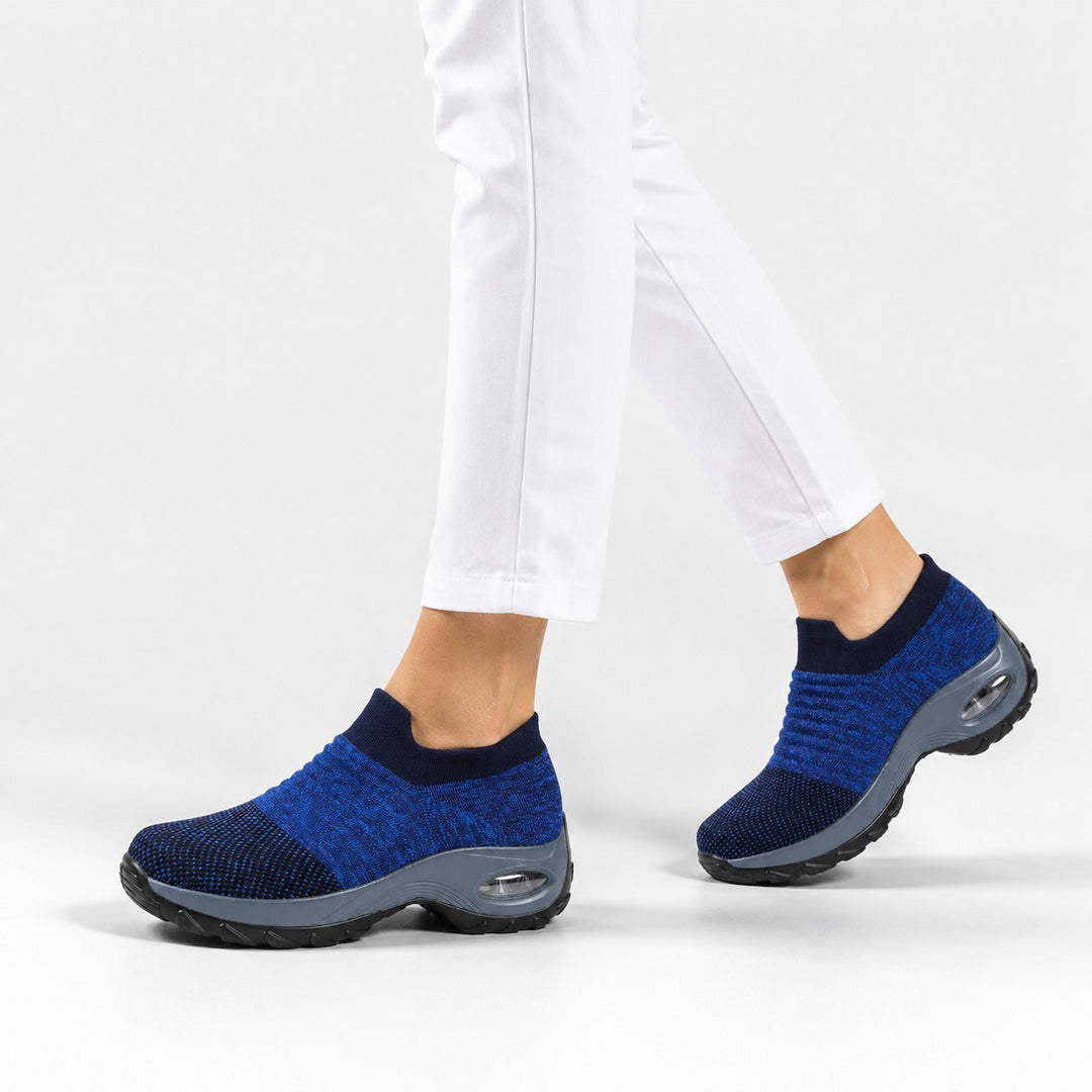 Flexible non-slip women's nursing shoes, offering freedom of movement & cushioned comfort.