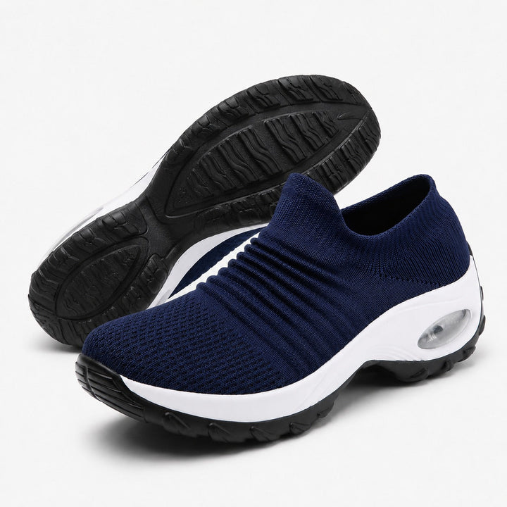 Women's non-slip nursing shoes for ultimate comfort & foot support.
