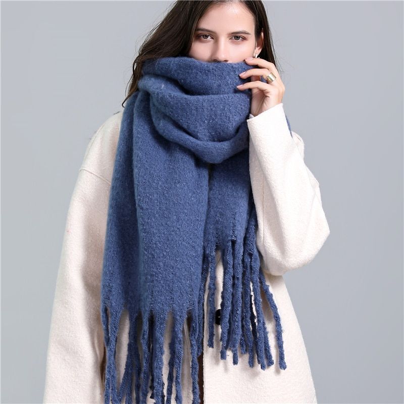 Everyday women's checked winter scarf, soft, warm & stylish, perfect for daily fashion.