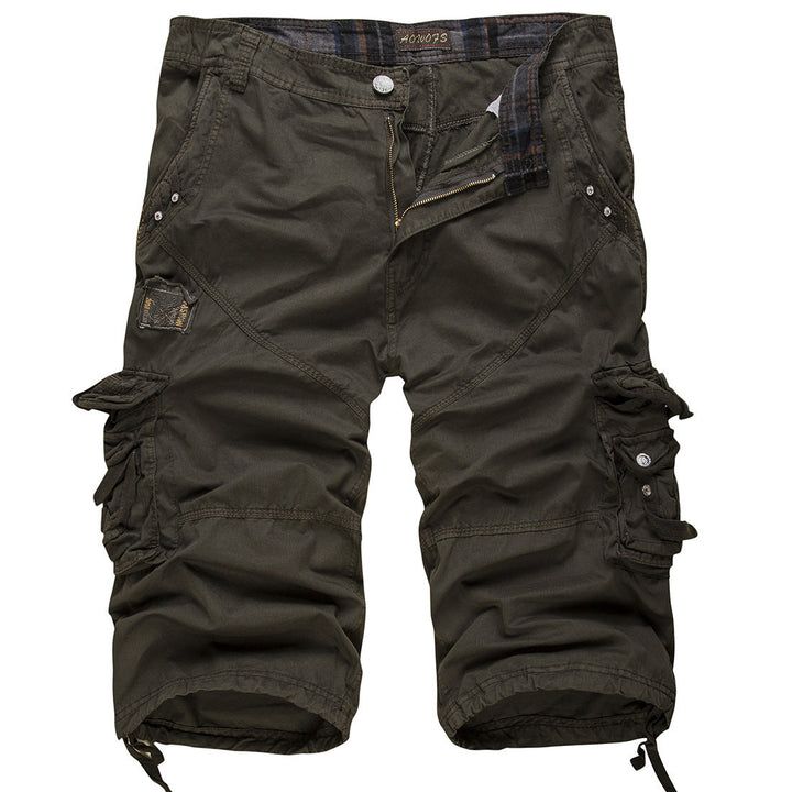 Rugged men's relaxed fit cargo shorts, multi-pocket design, built for comfort and practicality in summer.
