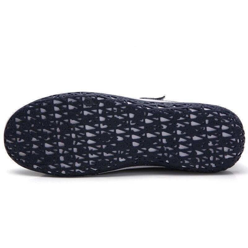 Women's casual closed-toe sandals, offering plantar fasciitis relief & orthopedic comfort.