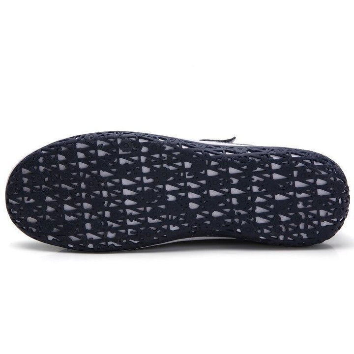 Women's casual closed-toe sandals, offering plantar fasciitis relief & orthopedic comfort.