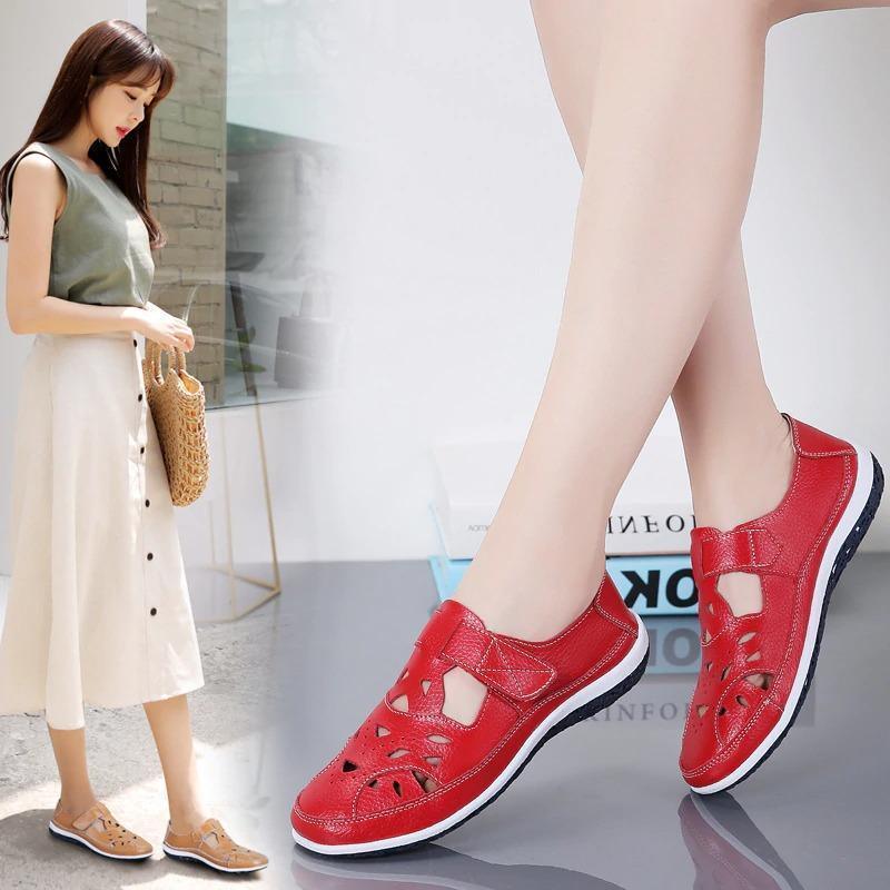 Women's closed-toe sandals, offering ultimate comfort and orthopedic arch support.