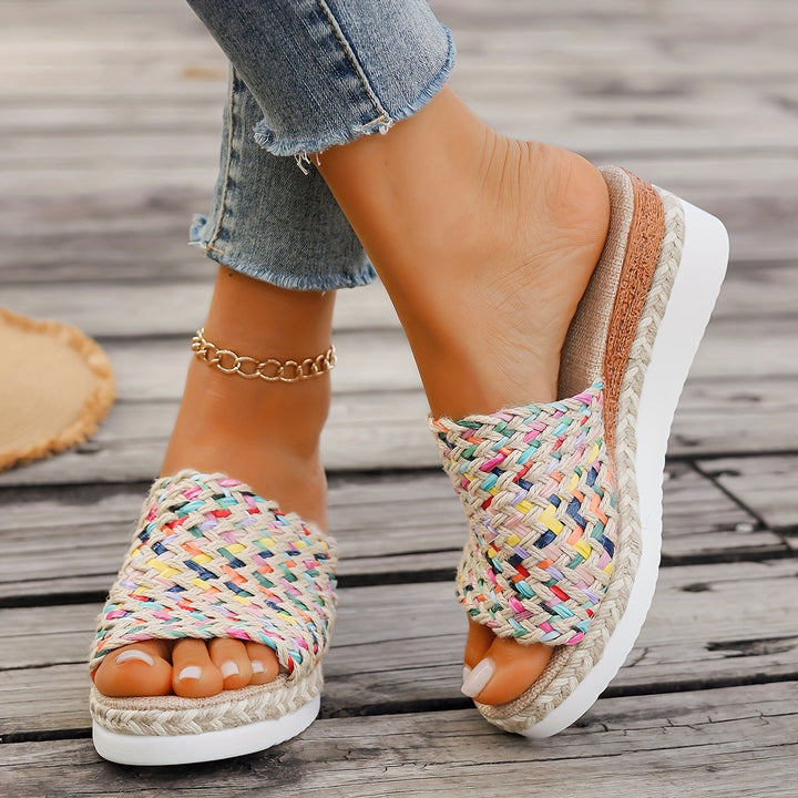Elodie | Playful Charm, Everyday Comfort