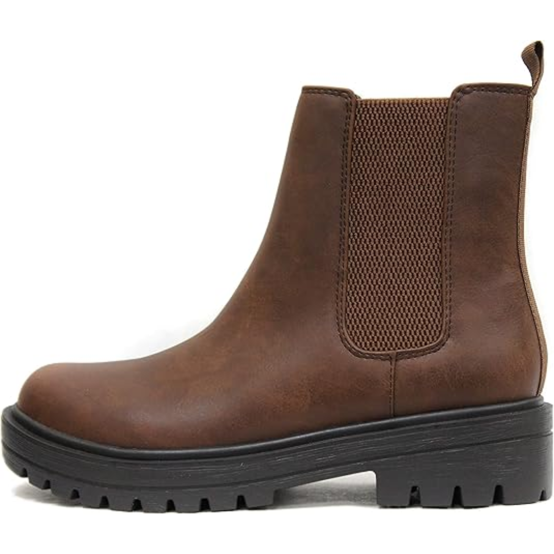 Women's low heel Chelsea ankle boots for casual outings. Fashionable & comfortable fall/winter footwear.