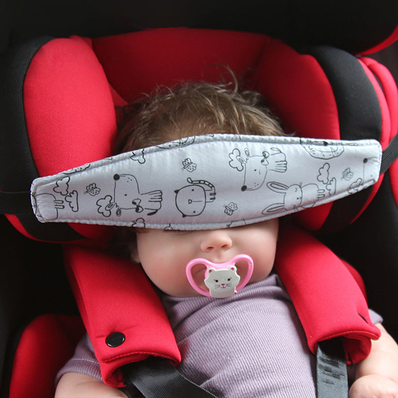 Adjustable car seat headrest for children, providing neck support & sleep comfort during travel.