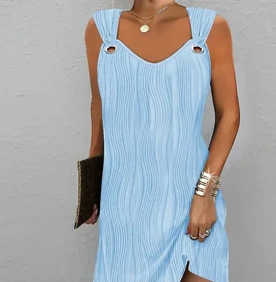 Effortless women's printed summer dress with a flowy, strappy bohemian design for comfortable casual wear.