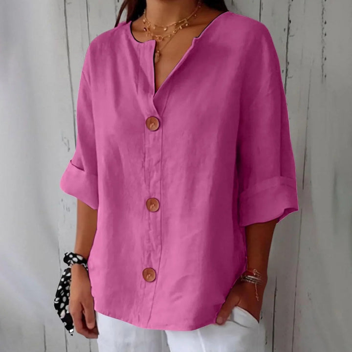 Relaxed fit women's top: cosy oversized button-front blouse, great for everyday wear.