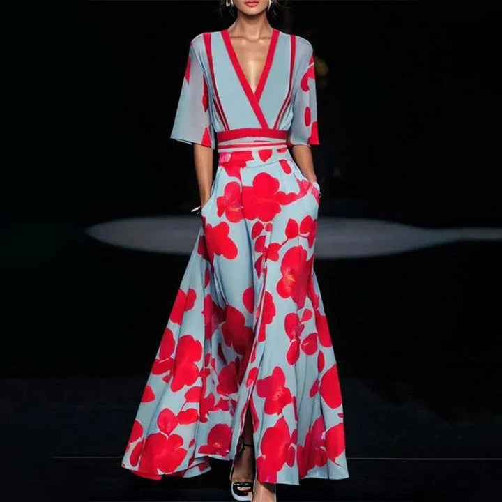 Elegant floral print maxi dress, perfect for wedding guests, parties, or special occasions.